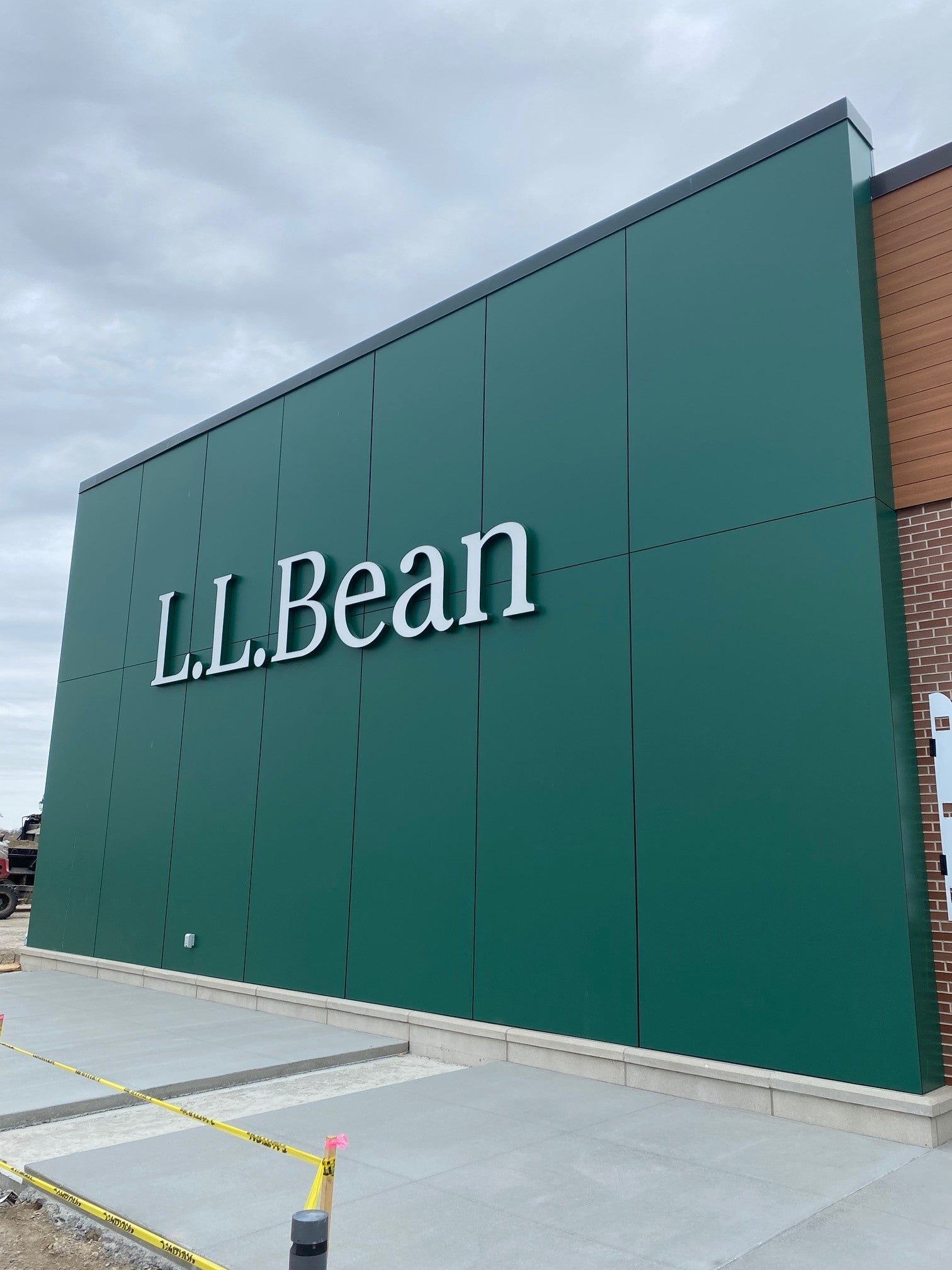 LL Bean - Tuscan Village